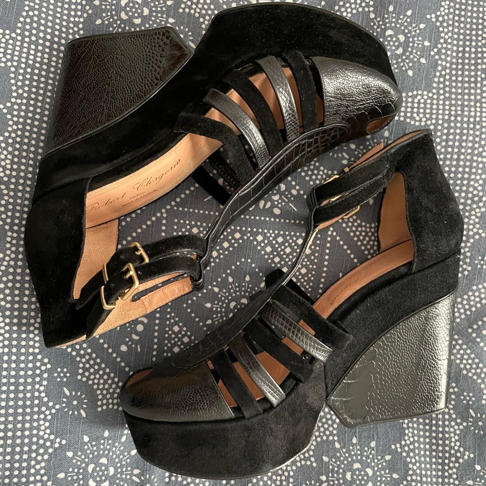 Robert Clergerie Black Strappy Platforms sz 38